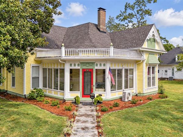 560 S Winter Street , Russellville, KY 42276