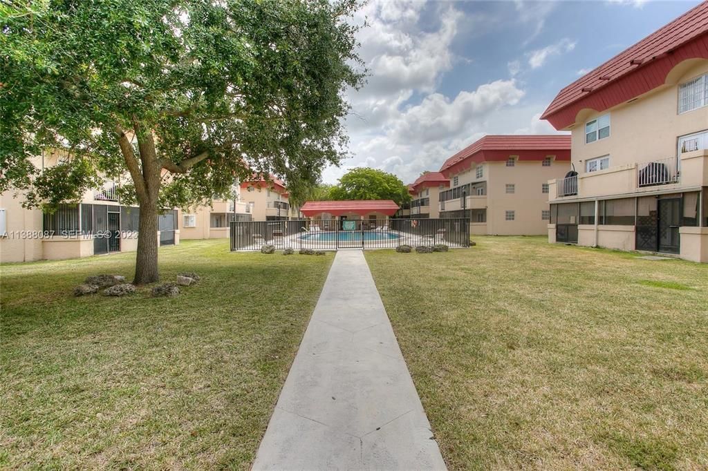 10907 N Kendall Drive, Unit 427, Miami, FL 33176 Photo