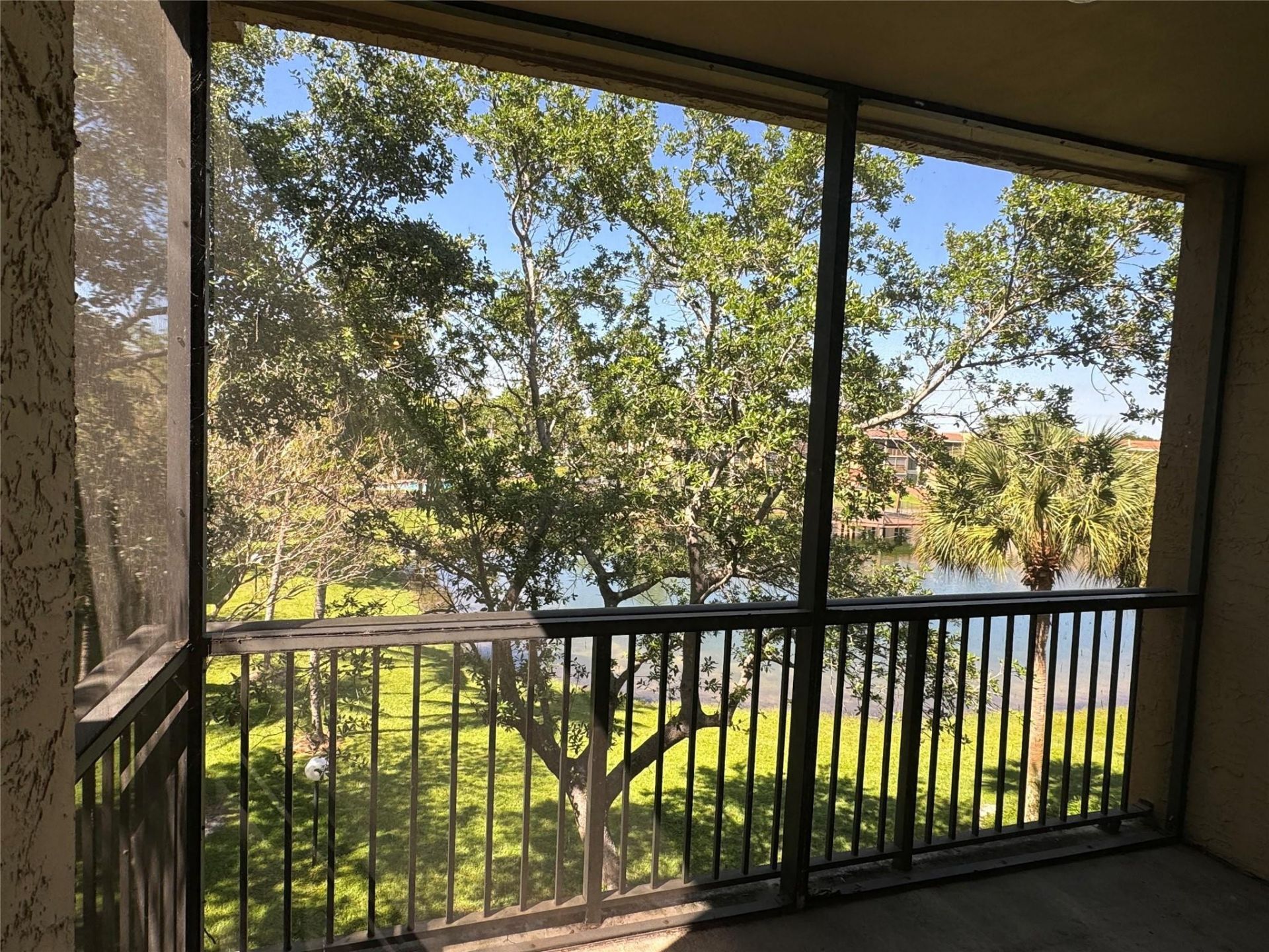 6733 Coral Lake Drive, Unit 6733, Margate, FL 33063 Photo