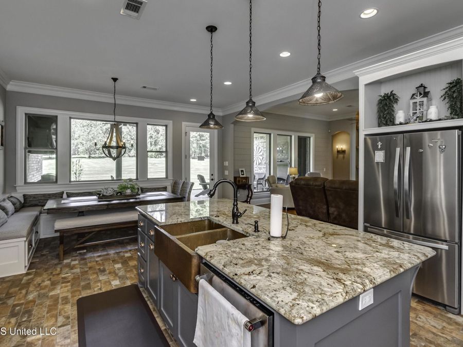 Property Image 60