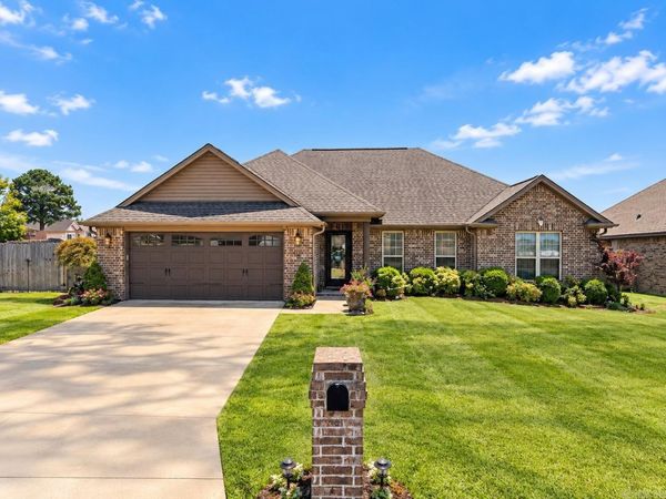 Searcy, AR 72143