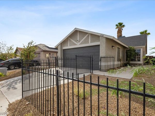 4349 Faberge Avenue, Las Vegas, NV 89115