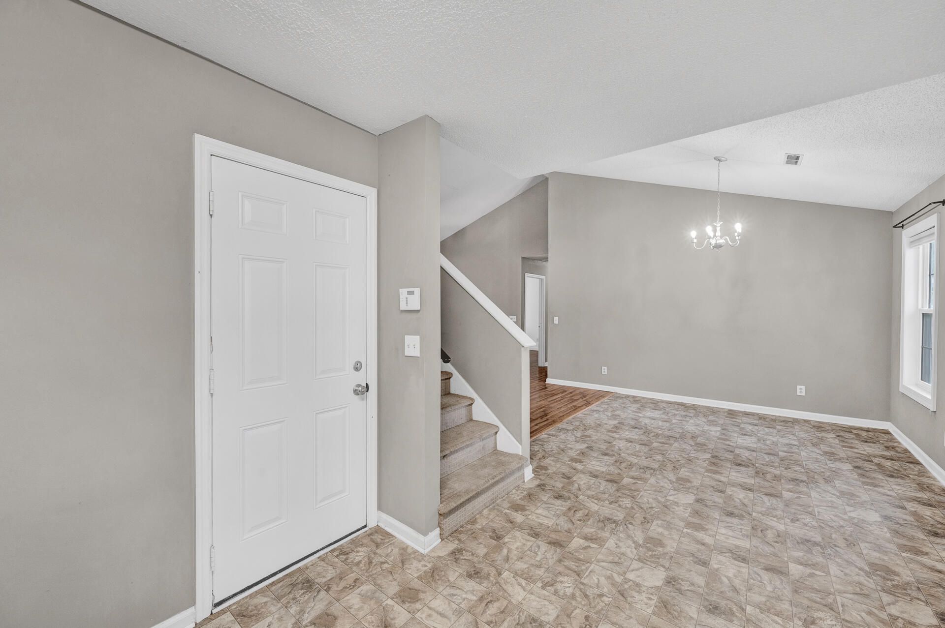6634 Bent Creek Drive Photo 12