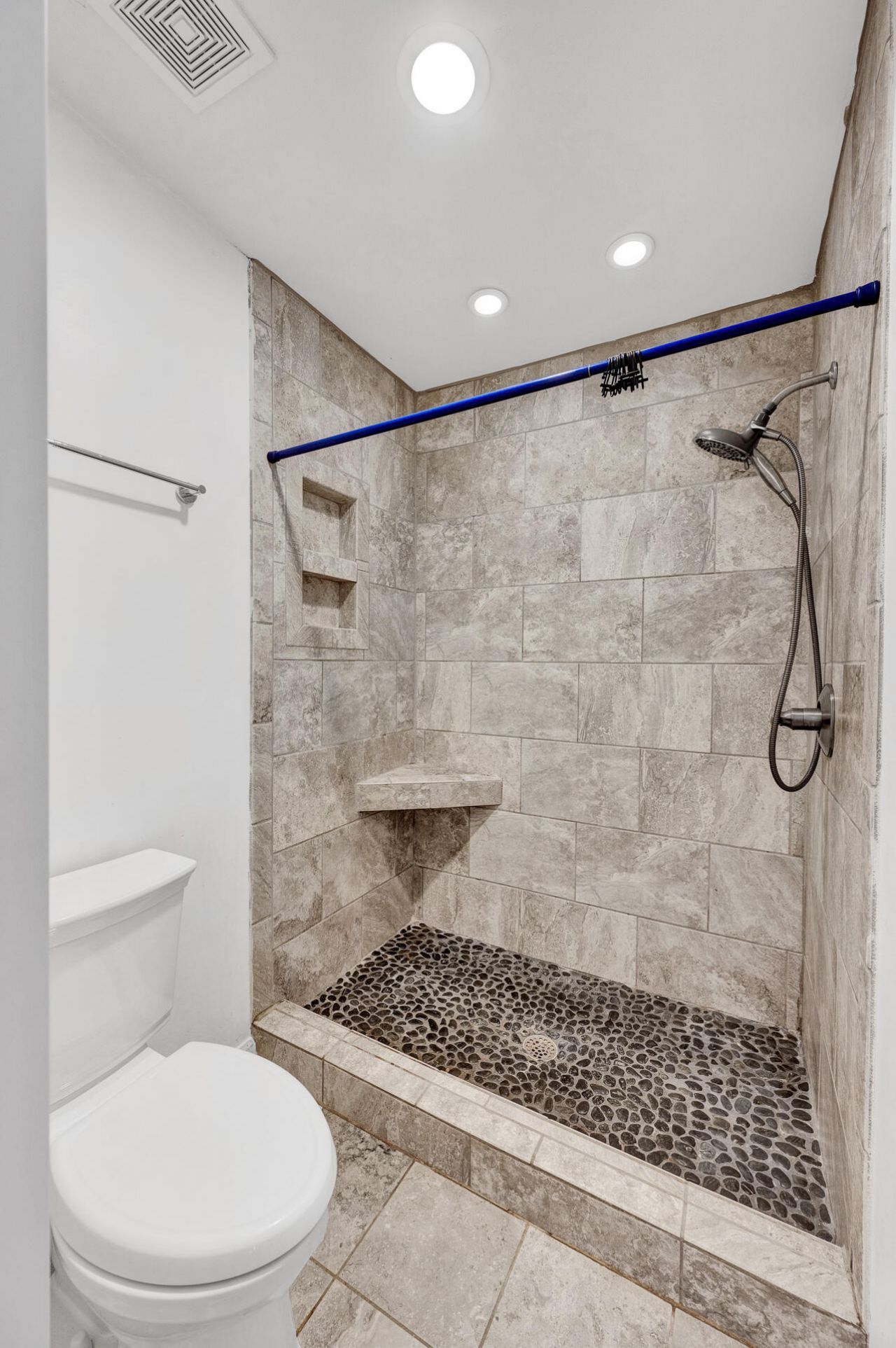 6634 Bent Creek Drive Photo 18