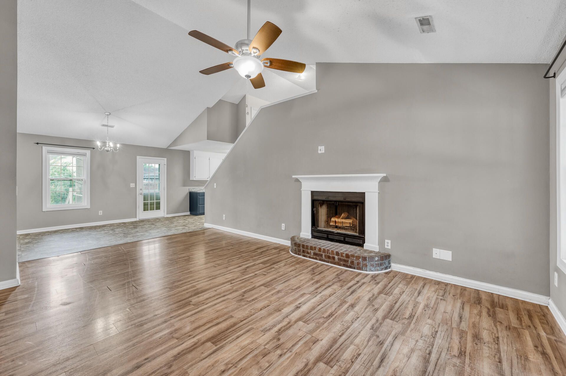 6634 Bent Creek Drive Photo 6