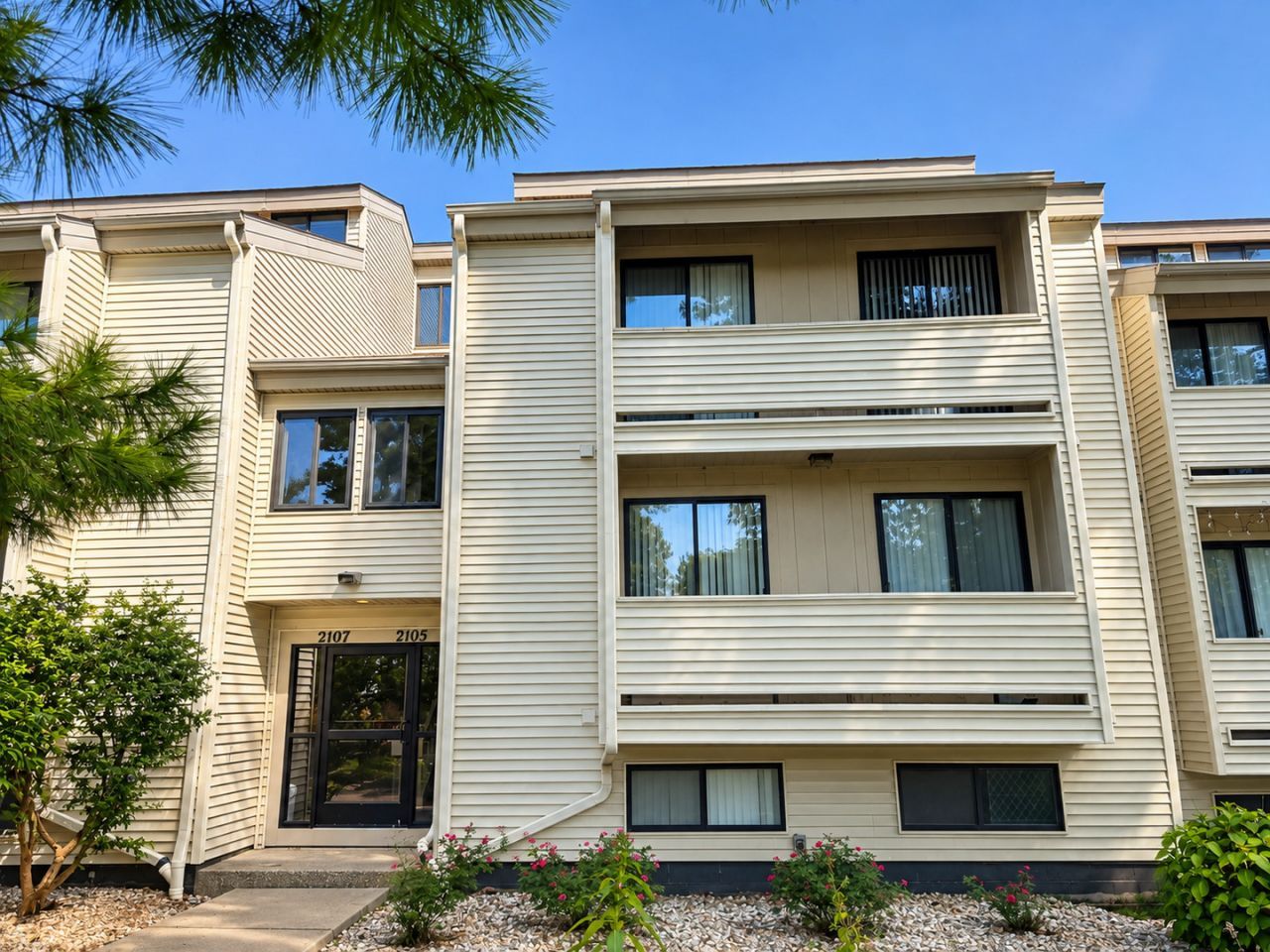 2105 Melrose Drive, Unit C, Champaign, IL 61820 Main Photo