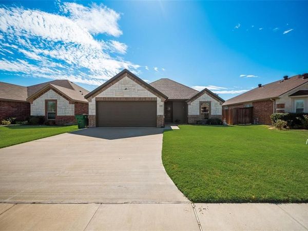 141 Shawnee Street, Greenville, TX 75402