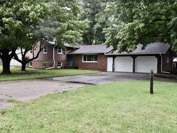 939 6TH ST, Ocheyedan, IA 51354