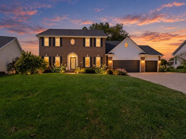 5075 Windsor Circle, Pleasant Hill, IA 50327