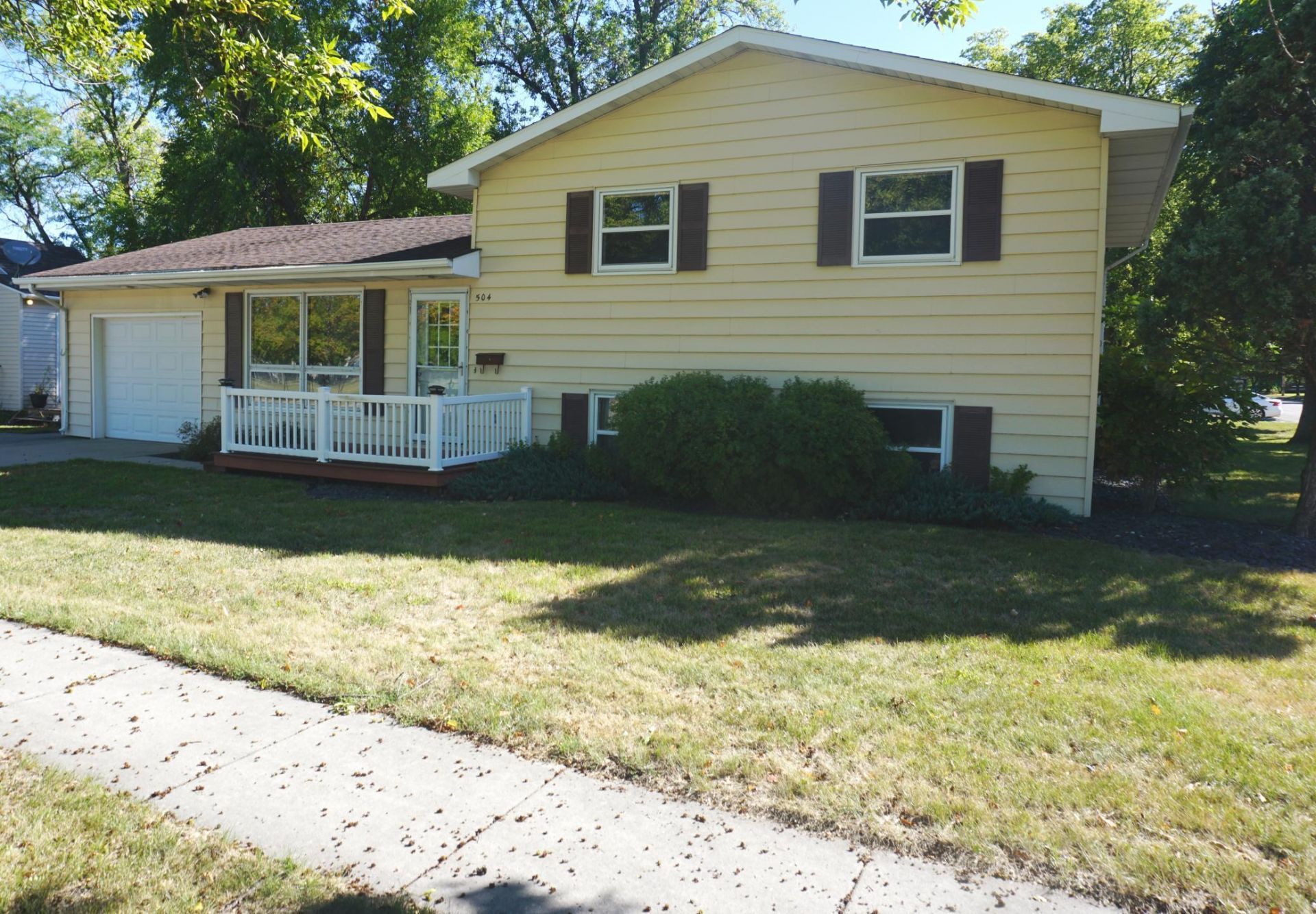 504 11th Street N primary photo
