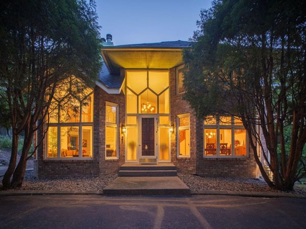 4166 Heatherton Place, Minnetonka, MN 55345