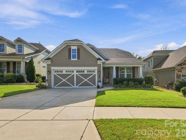 8407 Festival Way, Charlotte, NC 28215