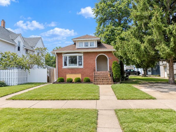 1110 N 16th Avenue , Melrose Park, IL 60160