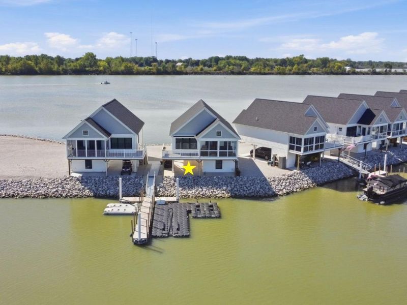 545 W Lakeshore Drive, Unit 2, Port Clinton, OH 43452 Photo 1