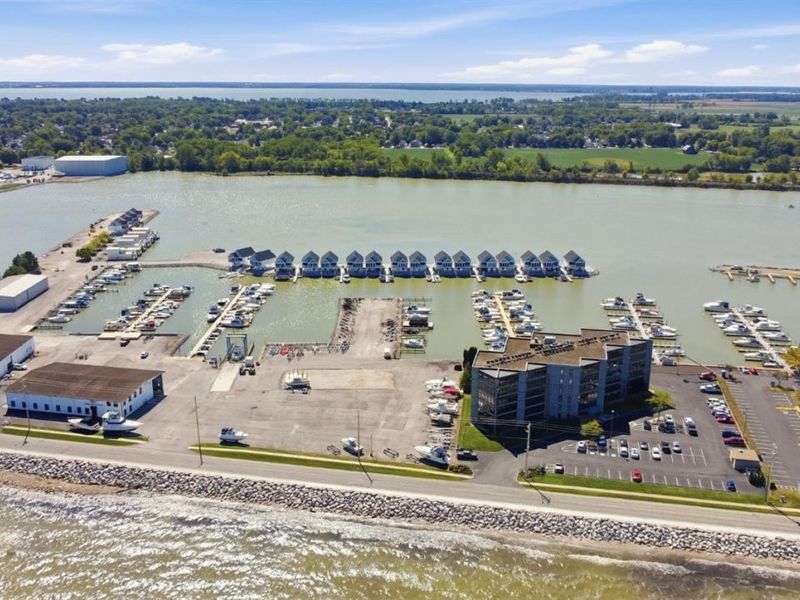 545 W Lakeshore Drive, Unit 2, Port Clinton, OH 43452 Photo 37