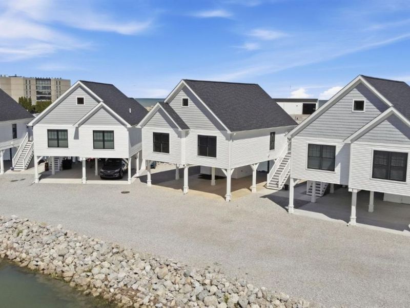 545 W Lakeshore Drive, Unit 2, Port Clinton, OH 43452 Photo 5