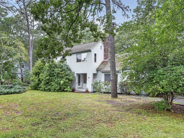 20 Hidden Cove, Oak Bluffs, MA 02557
