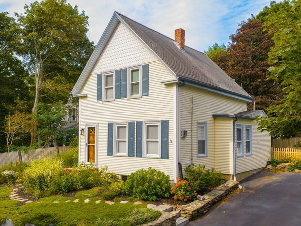 11 Wood Street, Plymouth, MA 02360