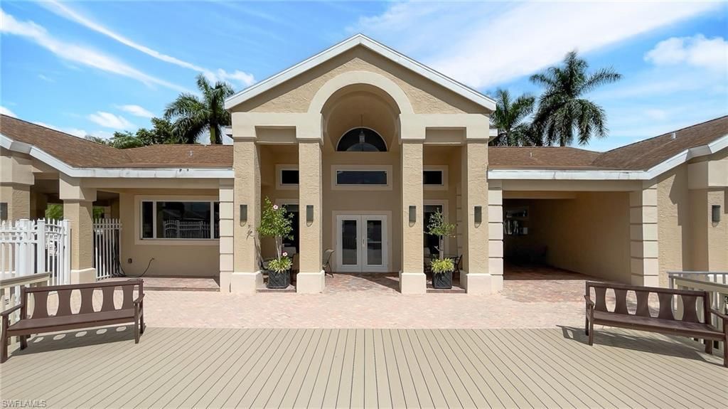1899 Piccadilly Circus , Naples, FL 34112 Photo