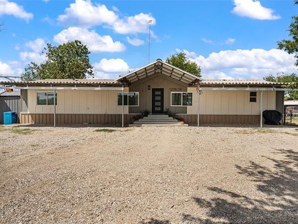 6520 Golinda Drive , Lorena, TX 76655