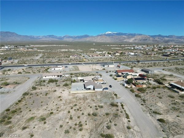 931 W Marva Lane , Pahrump, NV 89060