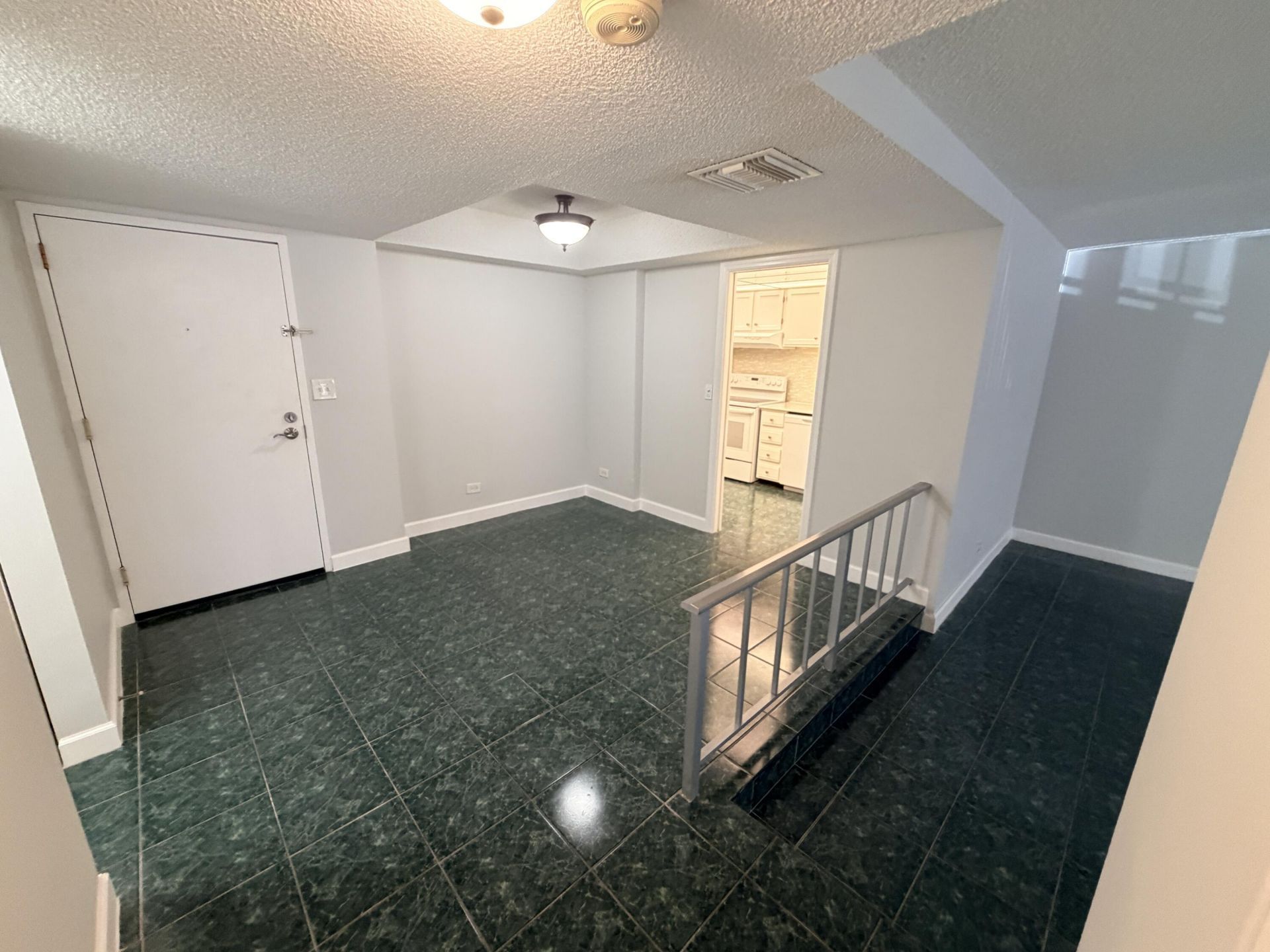 3740 Inverrary Drive, Unit 2Y, Lauderhill, FL 33319 Photo