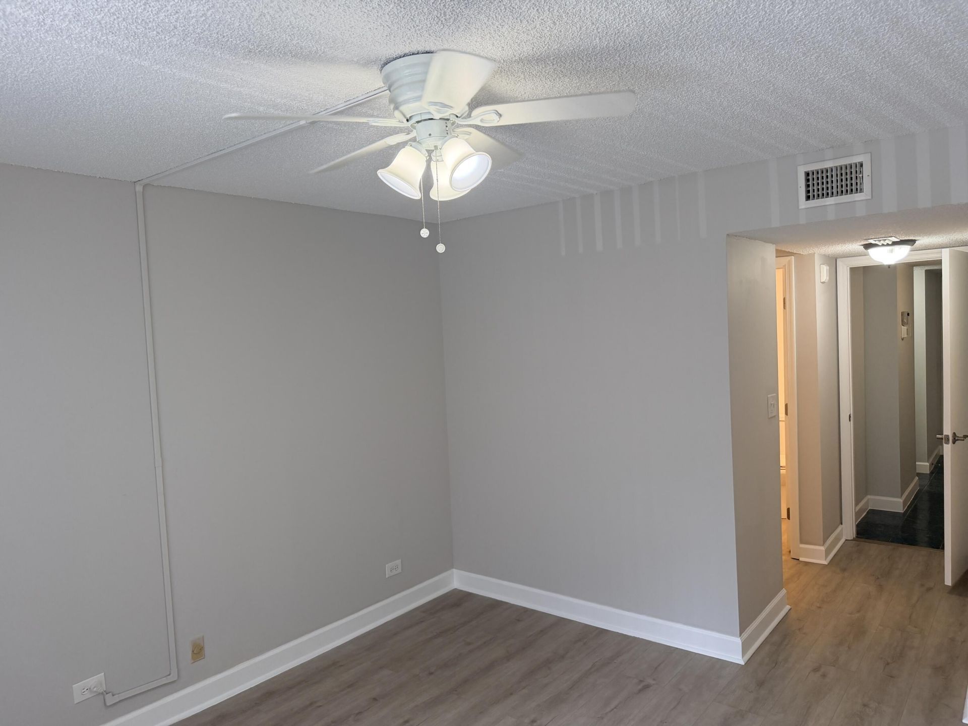 3740 Inverrary Drive, Unit 2Y, Lauderhill, FL 33319 Photo