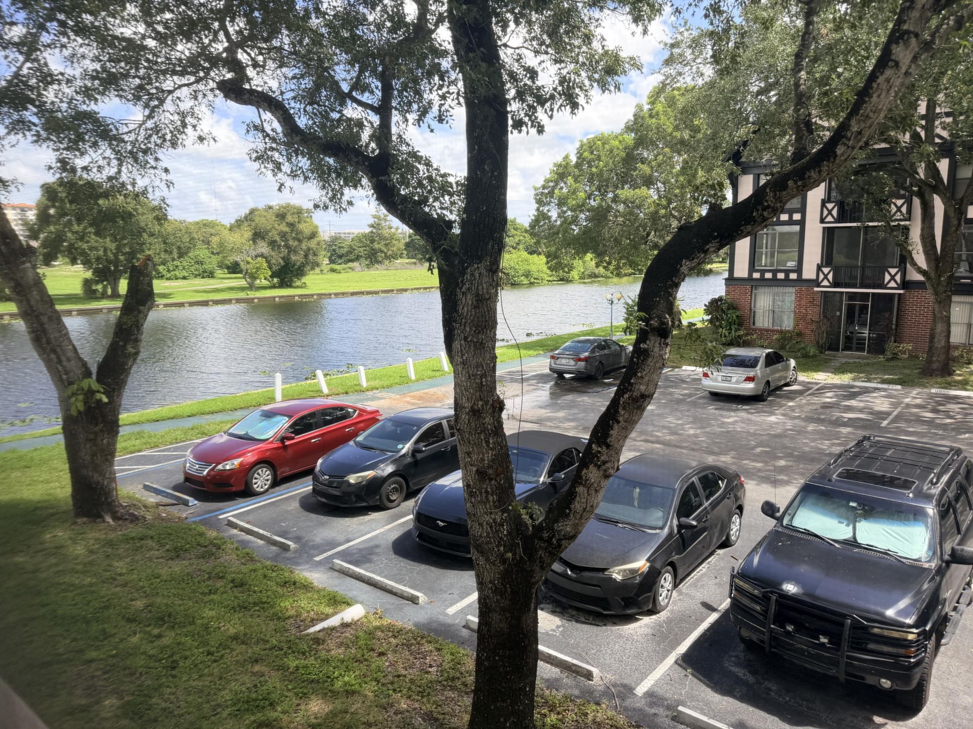3740 Inverrary Drive, Unit 2Y, Lauderhill, FL 33319 Photo
