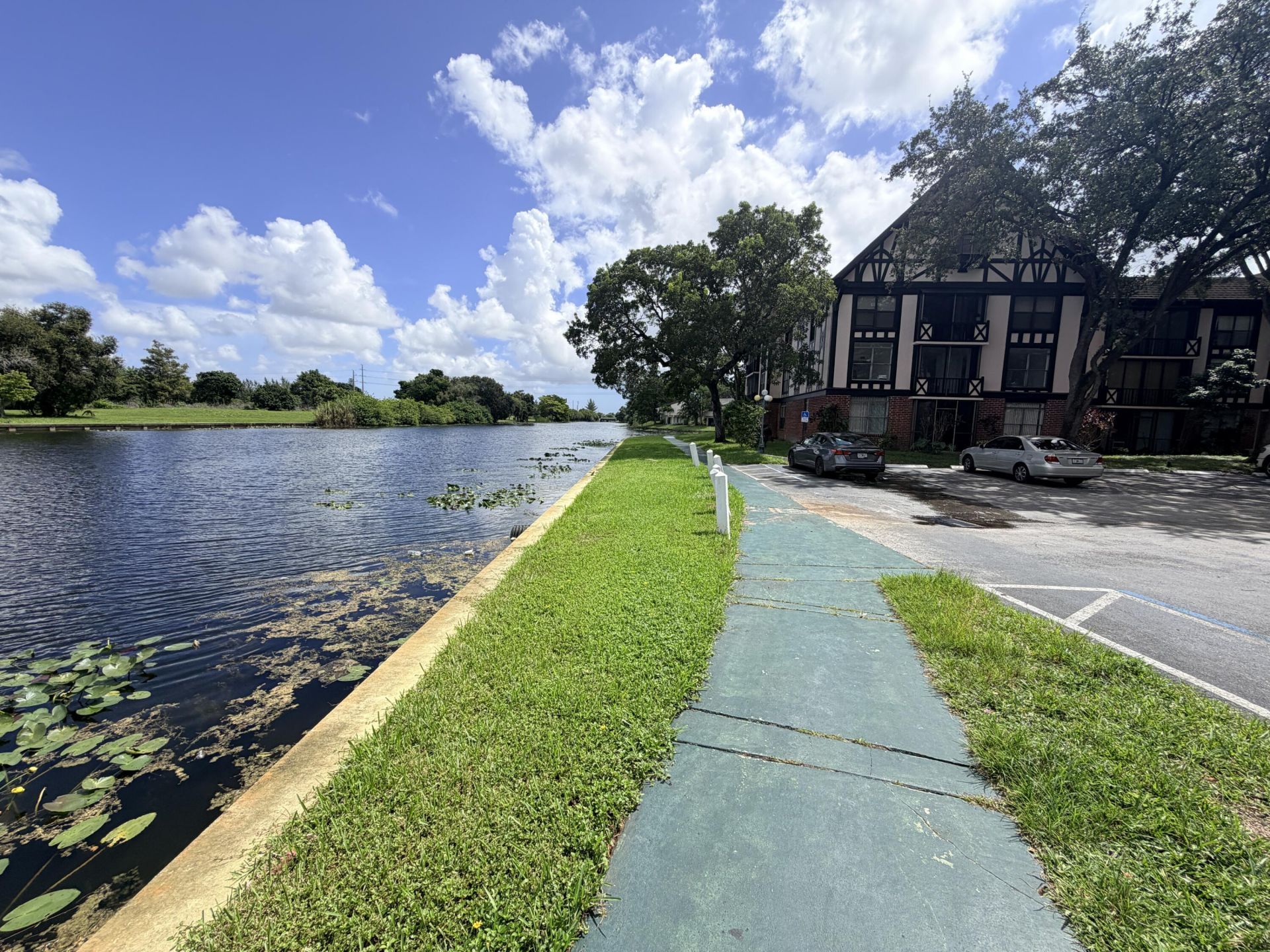 3740 Inverrary Drive, Unit 2Y, Lauderhill, FL 33319 Photo