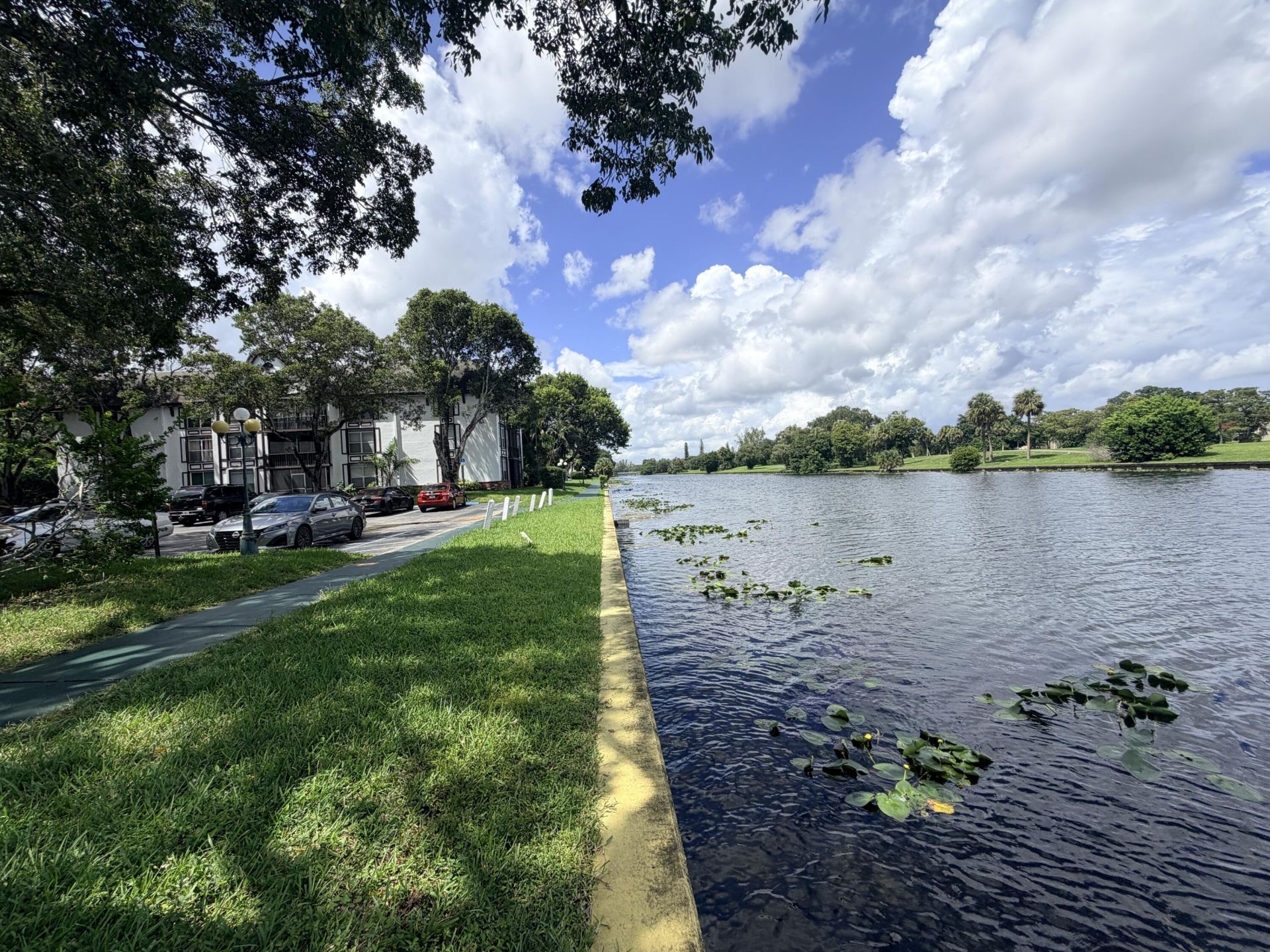 3740 Inverrary Drive, Unit 2Y, Lauderhill, FL 33319 Photo