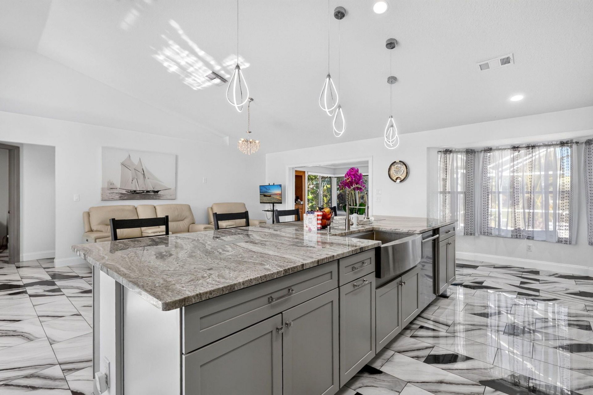 189 NE Sagamore Terrace, Port Saint Lucie, FL 34983 Photo