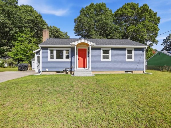 4 Claire, Amesbury, MA 01913