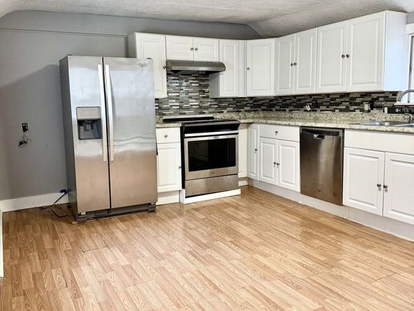 34 Grove St, Unit 2, Lynn, MA 01905