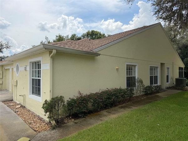 35224 WHISPERING PINES DRIVE , ZEPHYRHILLS, FL 33541