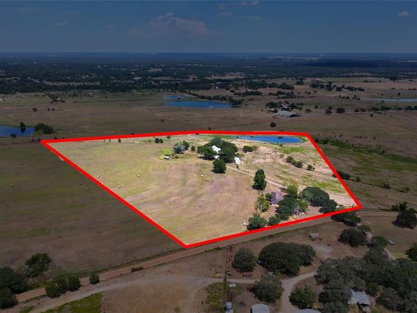 1105 Kruppa RD, La Grange, TX 78945
