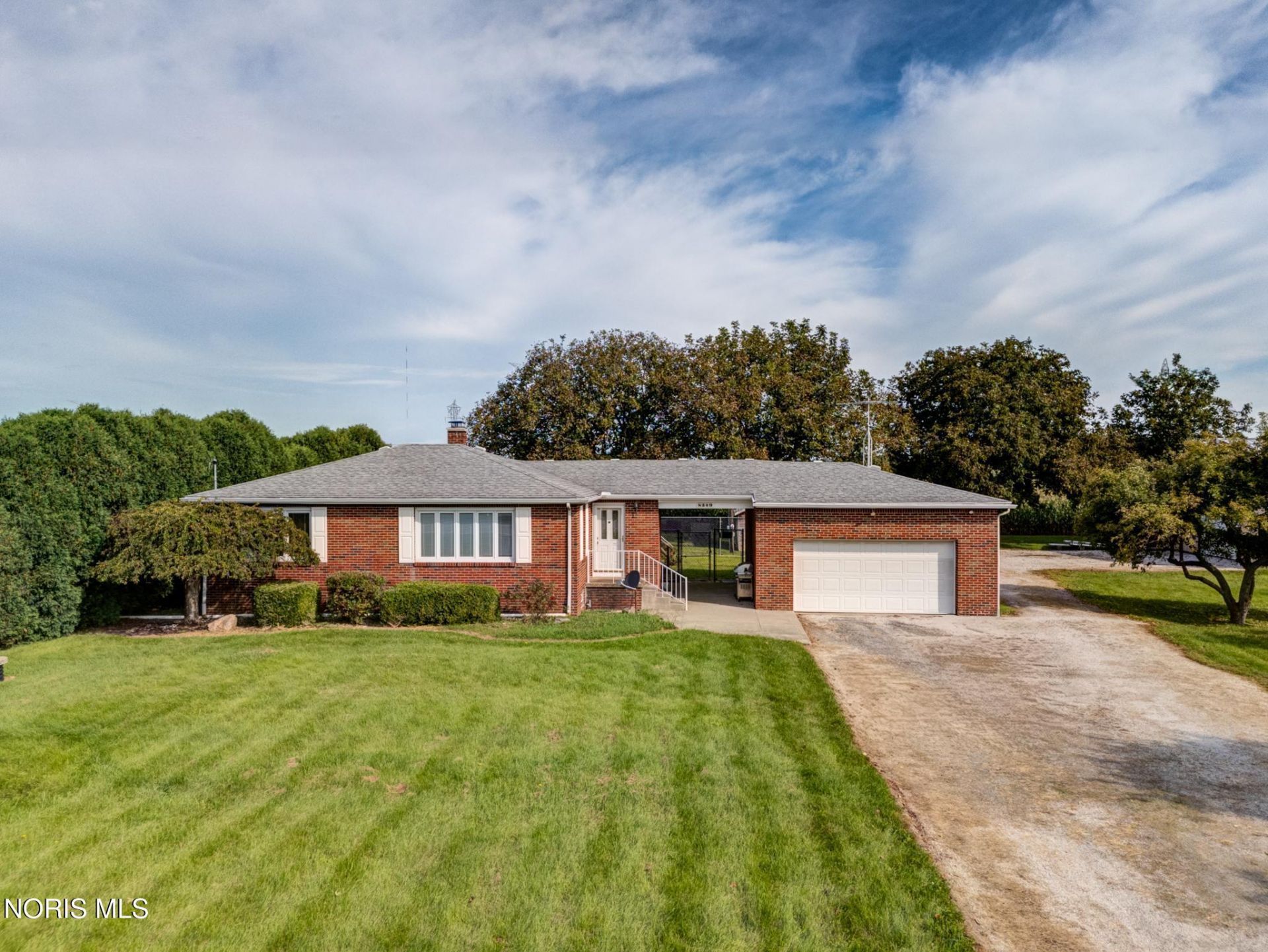 8549 Jerusalem Road, Curtice, OH 43412 Main Photo