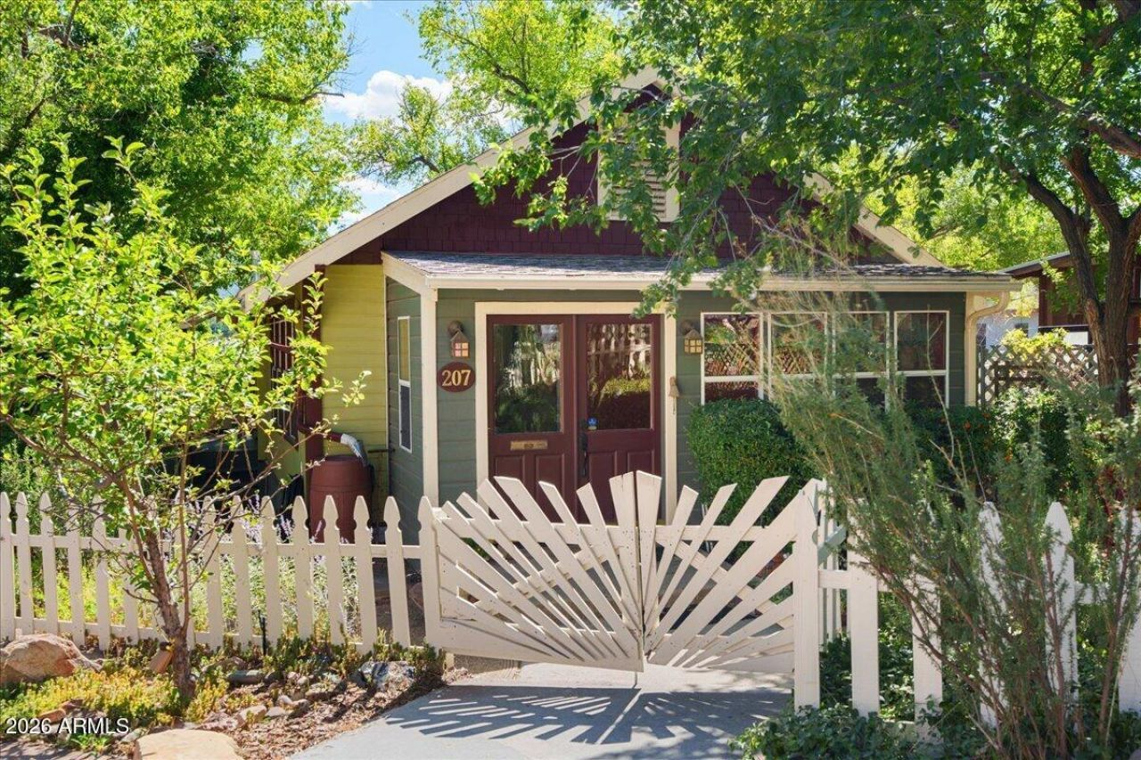 207 Congress Avenue, Prescott, AZ 86303 Main Photo