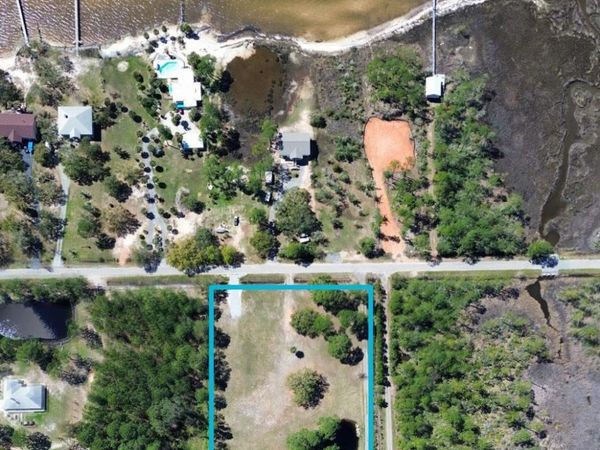 1164 Pearson Rd, Milton, FL 32583