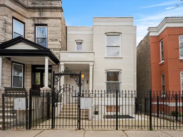 3333 W Pierce Avenue , Chicago, IL 60651