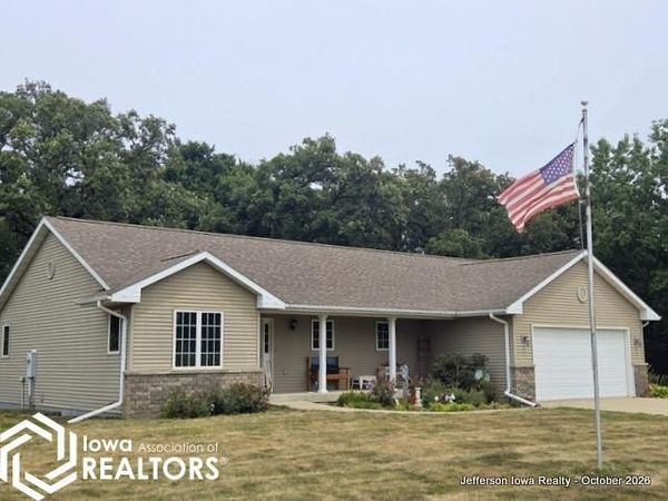 1409 W Lincoln Way, Jefferson, IA 50129