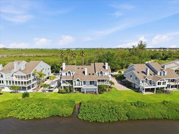 13 TIDY ISLAND BOULEVARD , Unit 13, BRADENTON, FL 34210