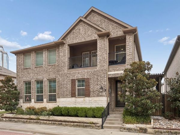 261 Golden Gate Drive, Richardson, TX 75080