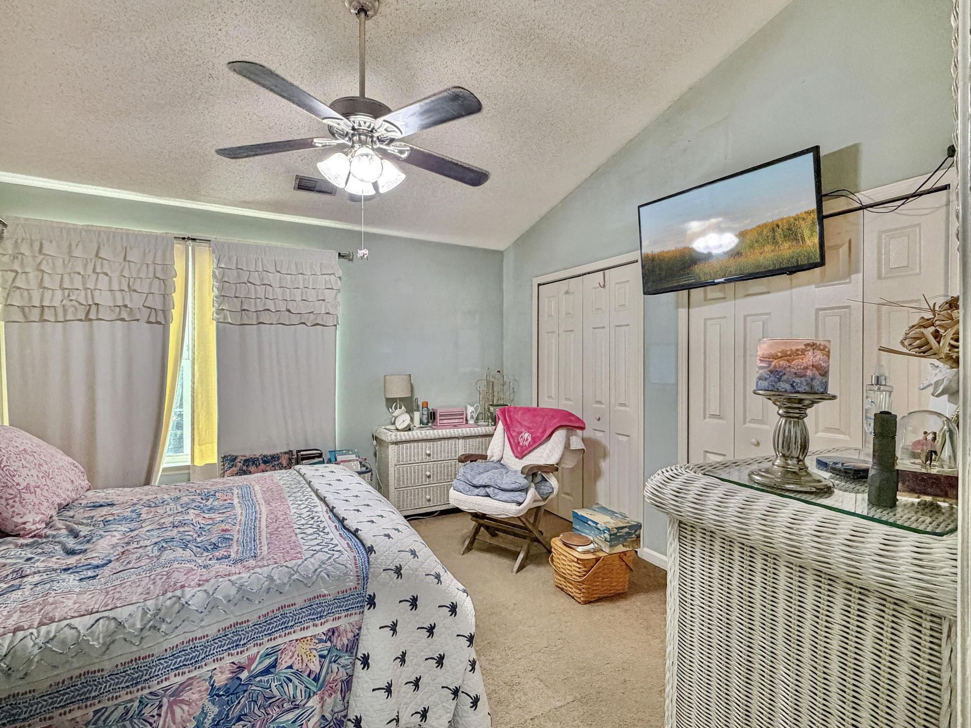 8056 Shadow Oak Drive Photo 6