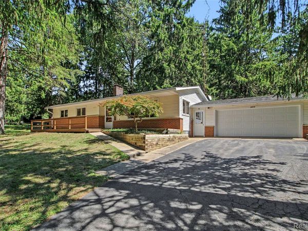 3416 E Pineview Drive, Scio Township, Mi 48130
