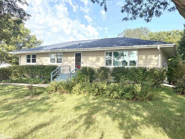 1208 Olive Street, Atlantic, IA 50022