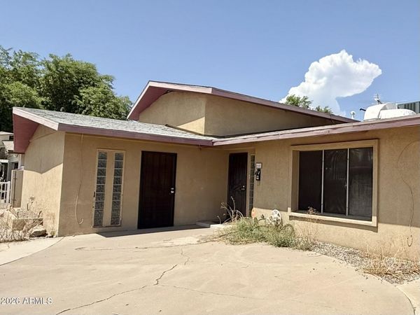 4640 W CAVALIER Drive, Glendale, AZ 85301