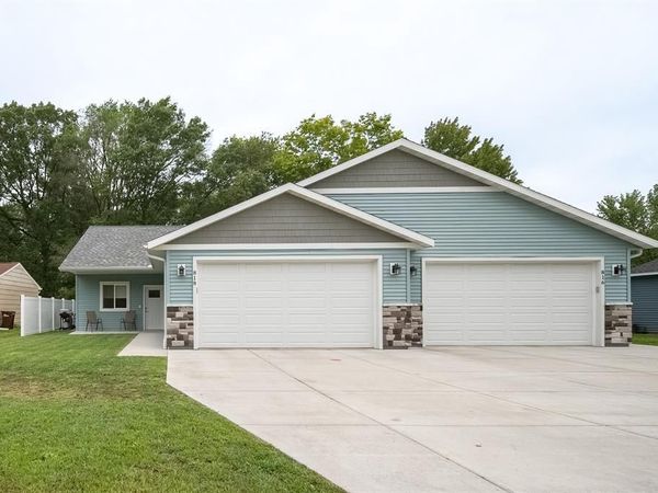 816 10th Street, Unit 1-2, Altoona, WI 54720