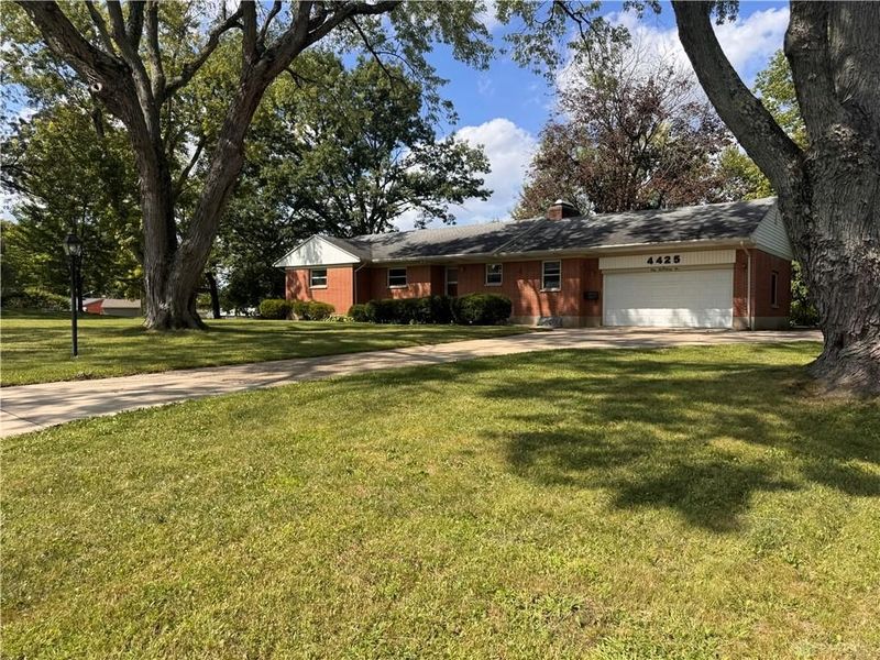 4425 Jonathan Drive, Kettering, OH 45440 Photo 2
