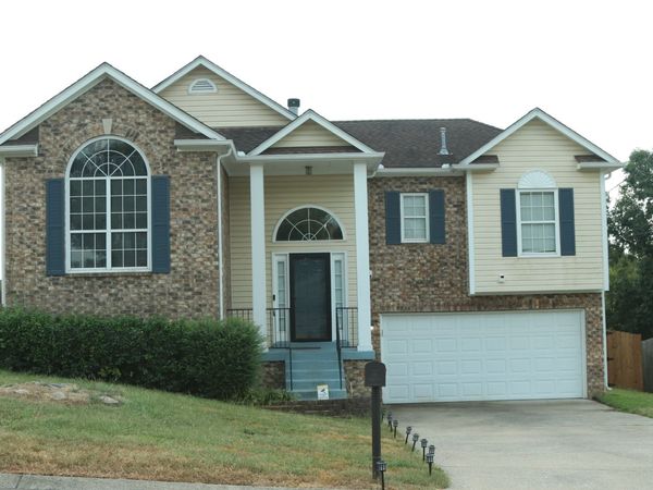 5032 Pebble Creek Dr , Antioch, TN 37013