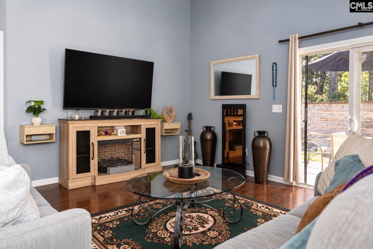 153 Springhaven  Photo 17